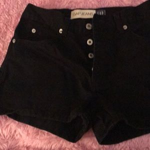 Ladies shorts. Black 100% cotton. Gap button up.